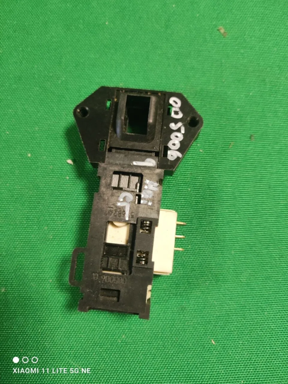 Замок люка (УБЛ) Haier 005006q