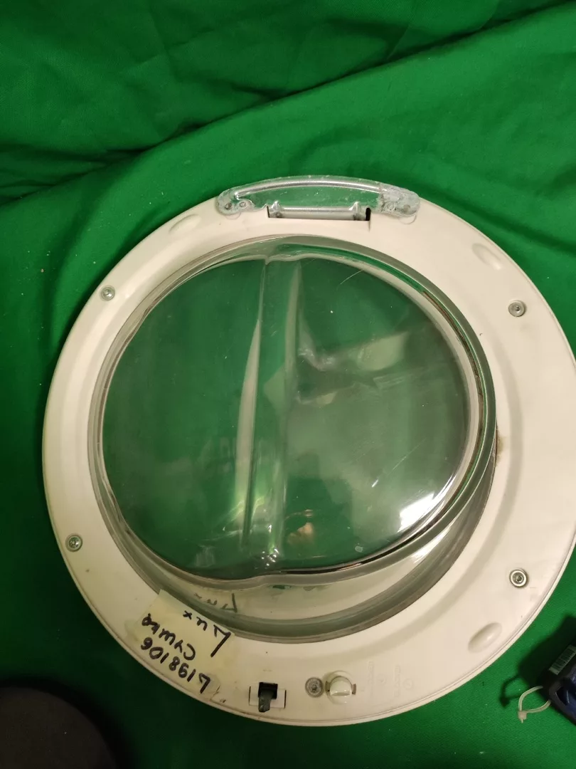 Люк Electrolux L198106 с сушкой в сборе для стиральной машины