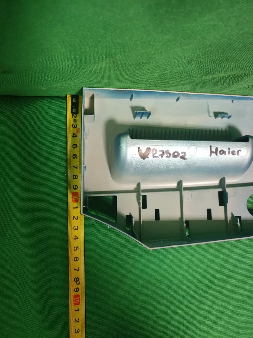 Панель порошкоприемника Haier V 27302