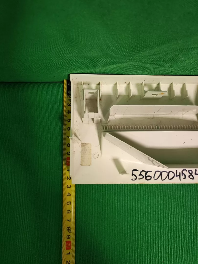 Панель порошкоприемника Bosch 5560004584