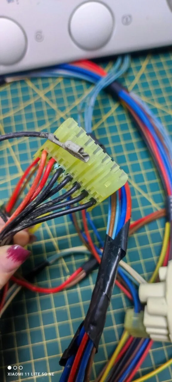 gnbVrRfWLek Модуль Ariston AVL109