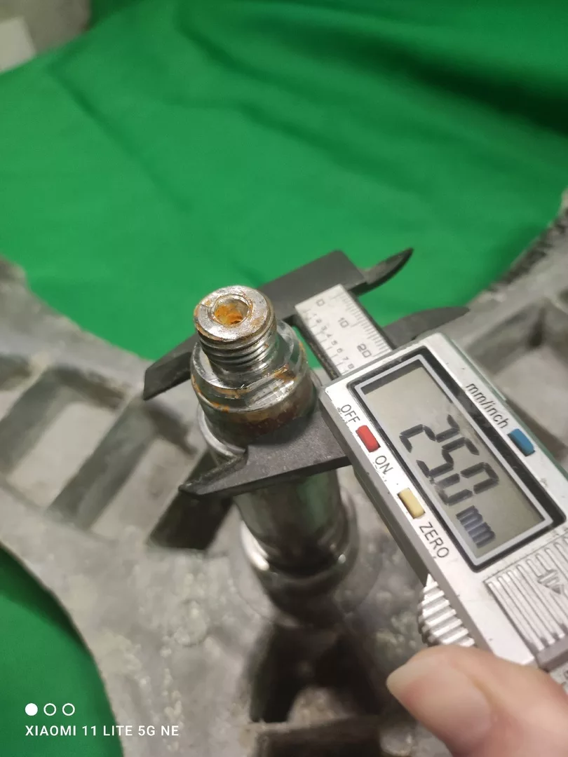 Крестовина Bosch 9000260461 вал 11.1см.