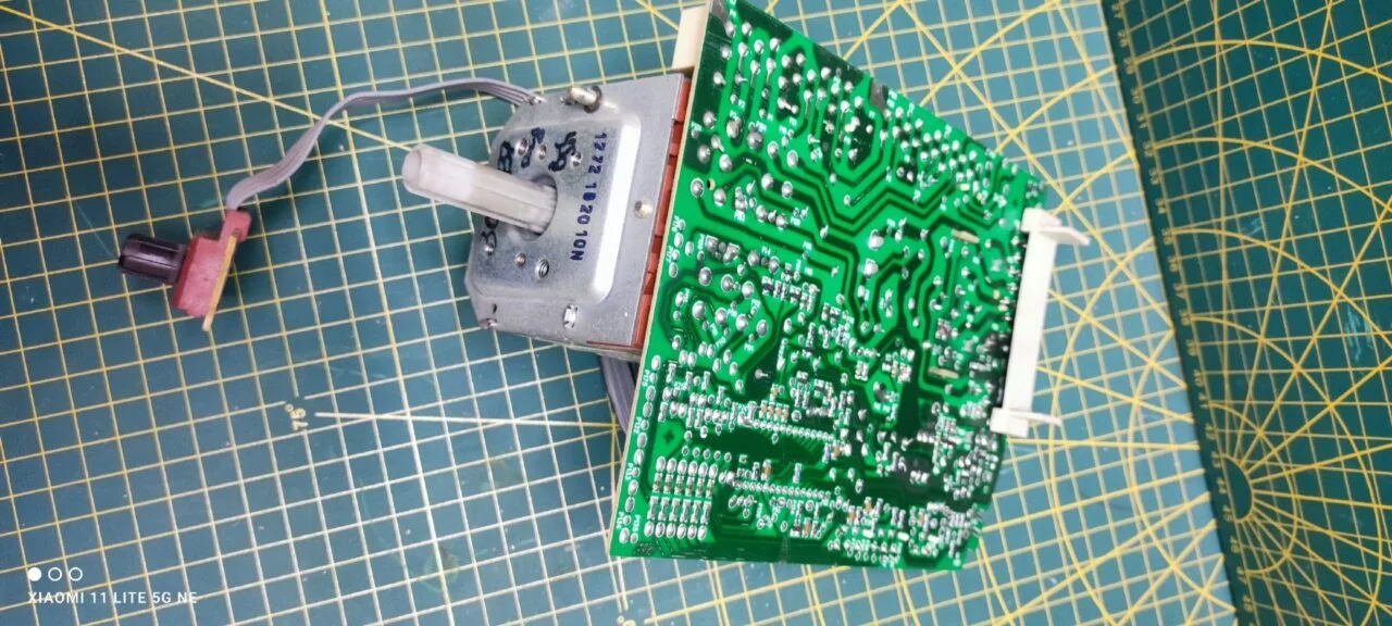 Программатор Bosch 3063737AC8