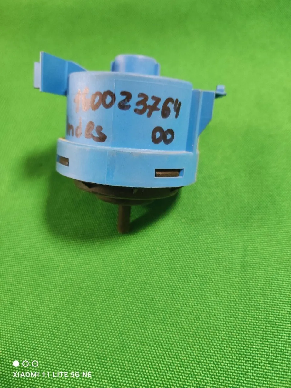 Прессостат Ariston 16002376400