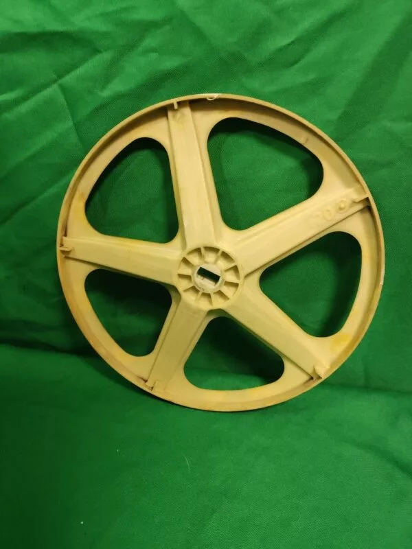 Шкив Indesit 174000702.09