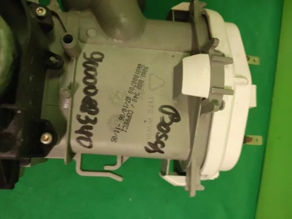 iSv7Ca8NOU8 Тэн Bosch 9000088340/5600047044 без датчика мутности (нагревательный элемент)