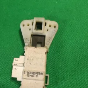 Замок люка (УБЛ) Ariston E116001575905 Замок люка (УБЛ) Ariston E116001575905