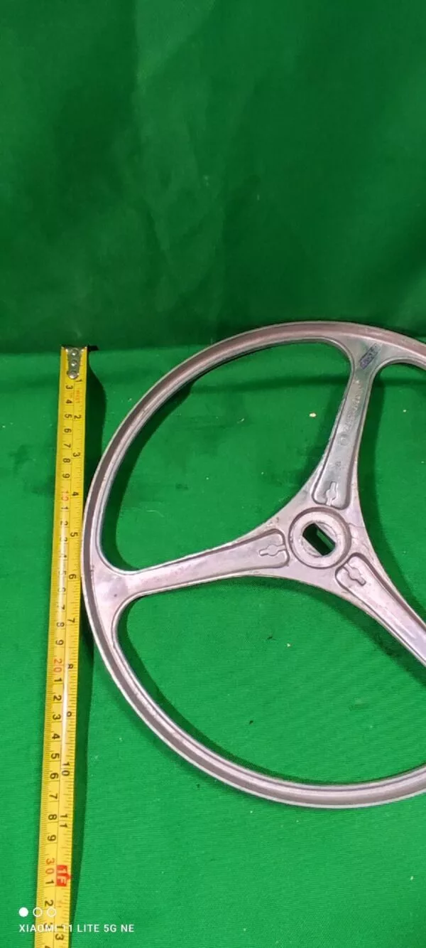 Шкив Indesit W 174005572
