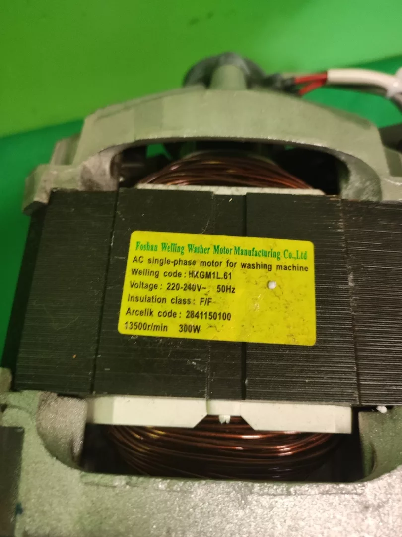 Двигатель для стиральной машины Beko Welling 2841150100-7контактов