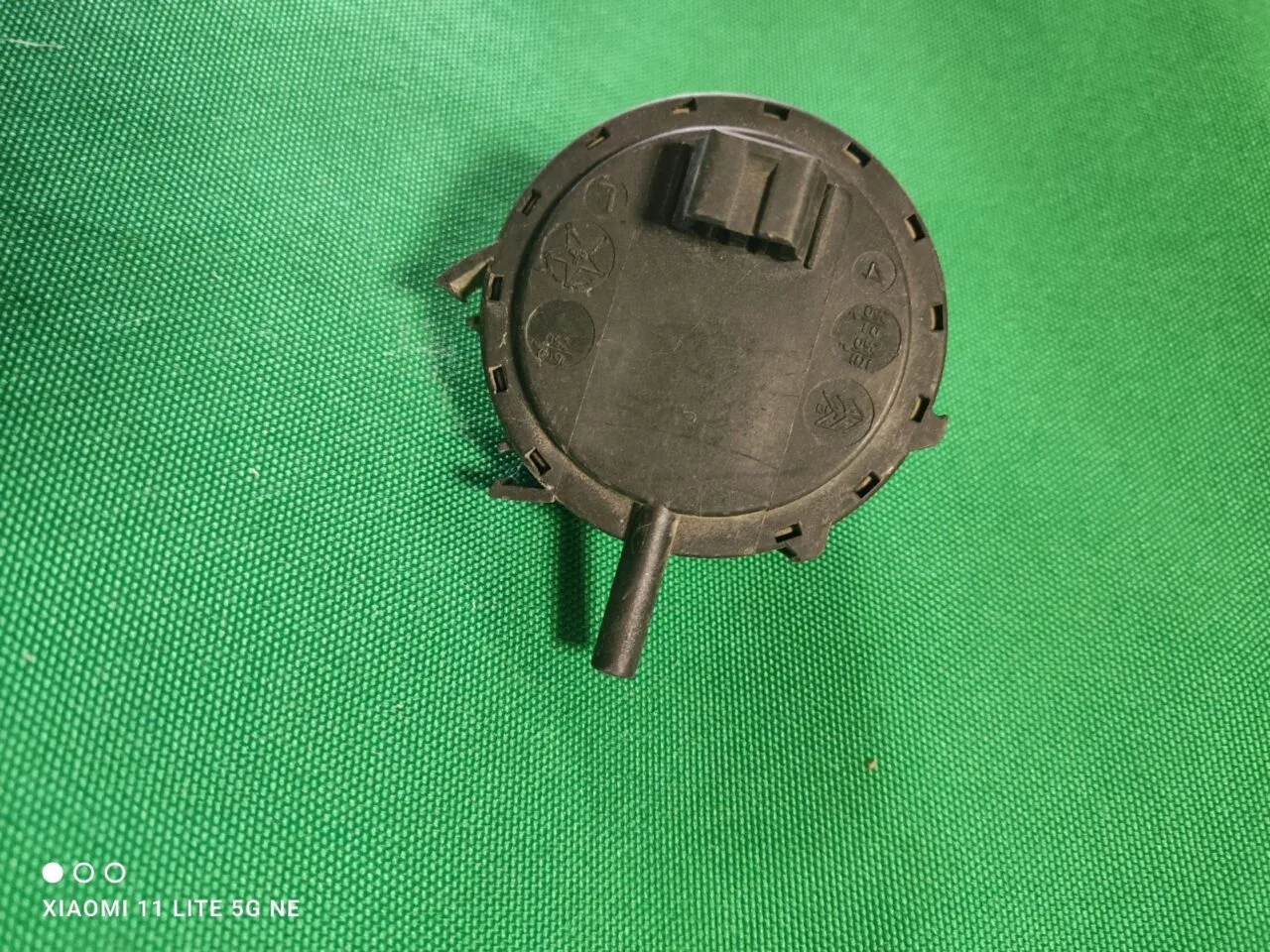 Прессостат Bosch 37650092