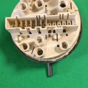 Прессостат Bosch 3065072ab0