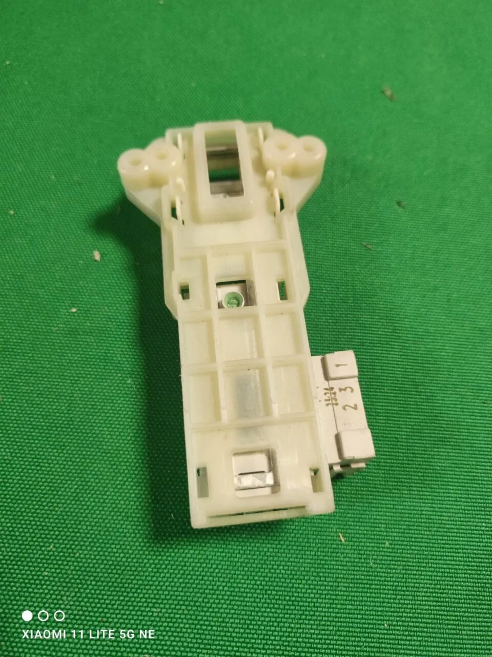 Замок люка (УБЛ) LG 6601er1005c 6601en1003d