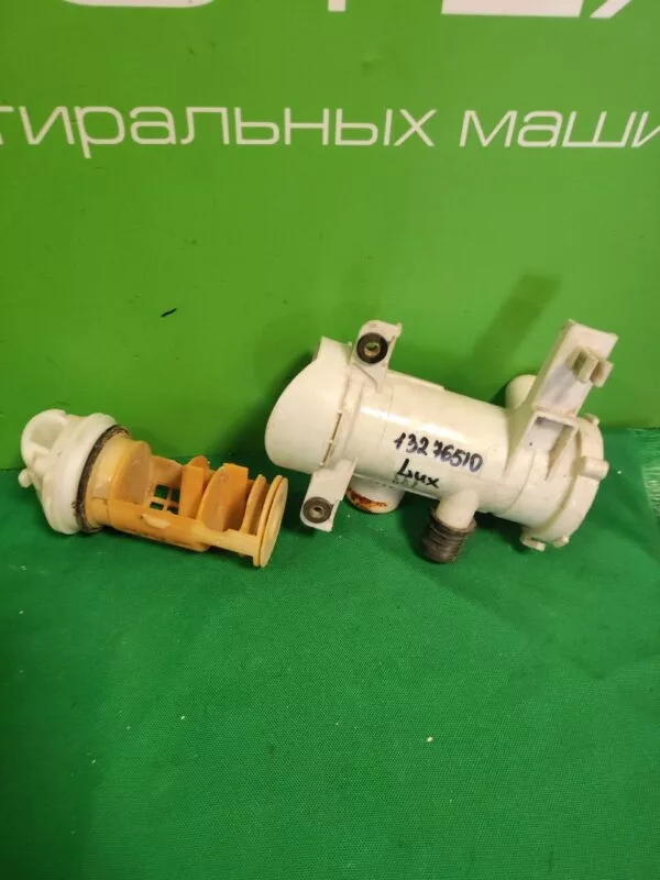 Улитка сливного насоса Electrolux 13276510 в сборе с фильтром