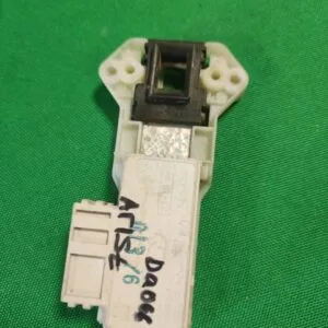 Замок люка (УБЛ) Ariston Da066 Замок люка (УБЛ) Ariston Da066