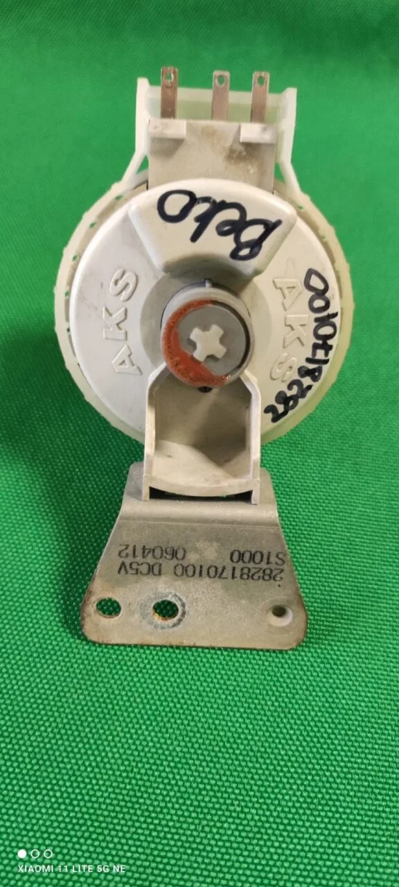 Прессостат Beko 2828170100