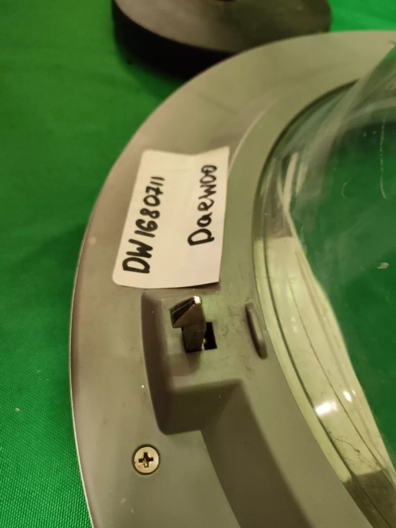 Люк Daewoo DW 1680711