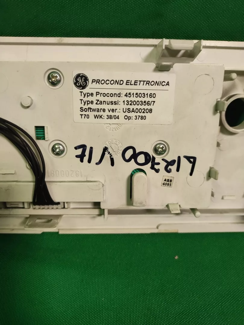 Панель управления AEG L12700 VIT