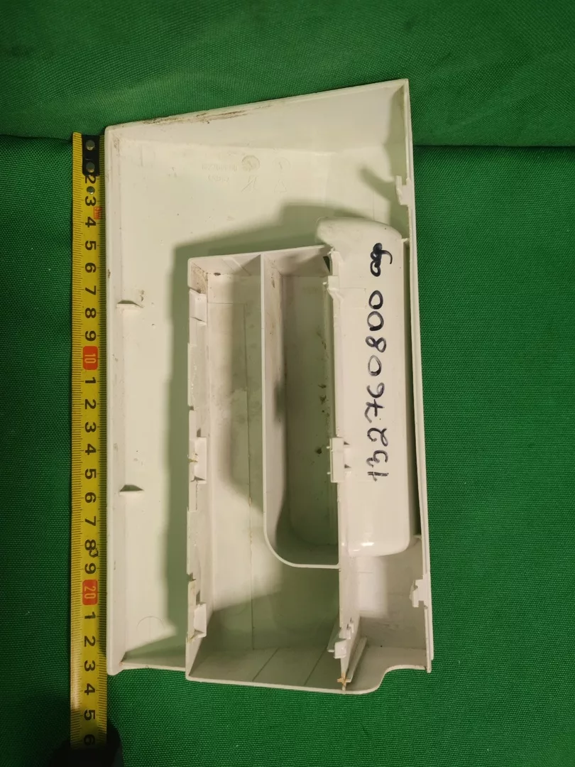 pDXsf5lvwq4 Панель порошкоприемника AEG 132760800