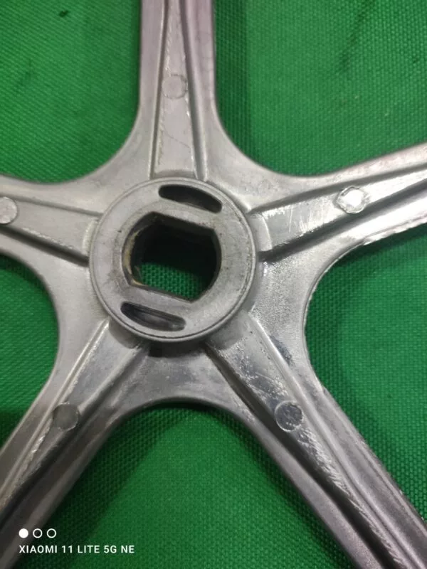 Шкив Indesit 174002420 D(C.E,105-06)