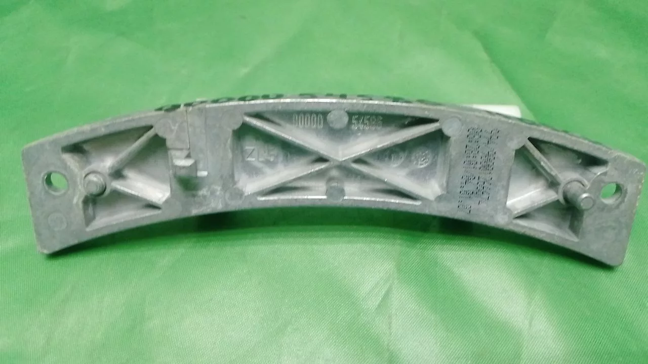 Петля люка Bosch 9000054586 +2 втулки