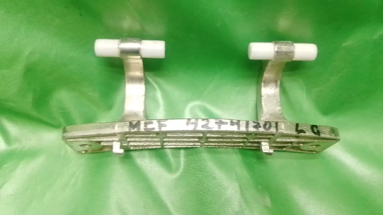 Петля люка LG MEF 42741701