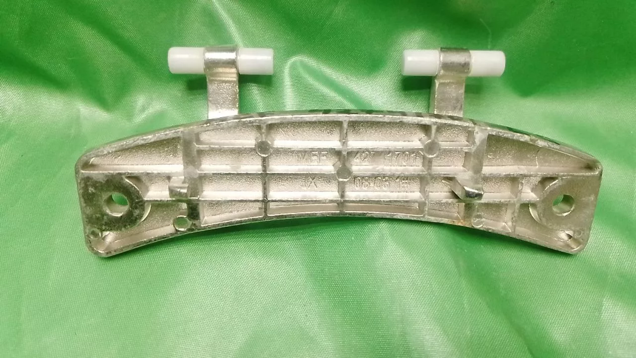 Петля люка LG MEF 42741701
