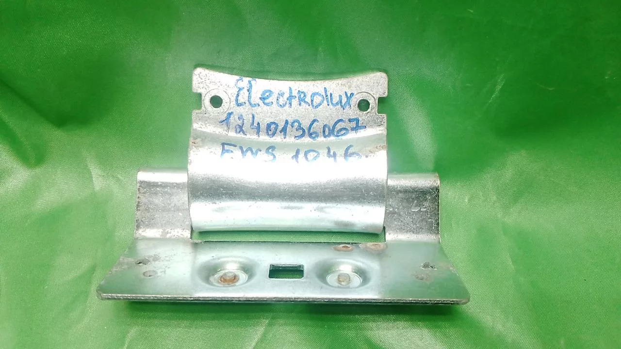 Петля люка Electrolux 1240136067 к стиральной машине