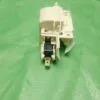 Замок дверцы Whirlpool 677120030013 для посудомоечной машины