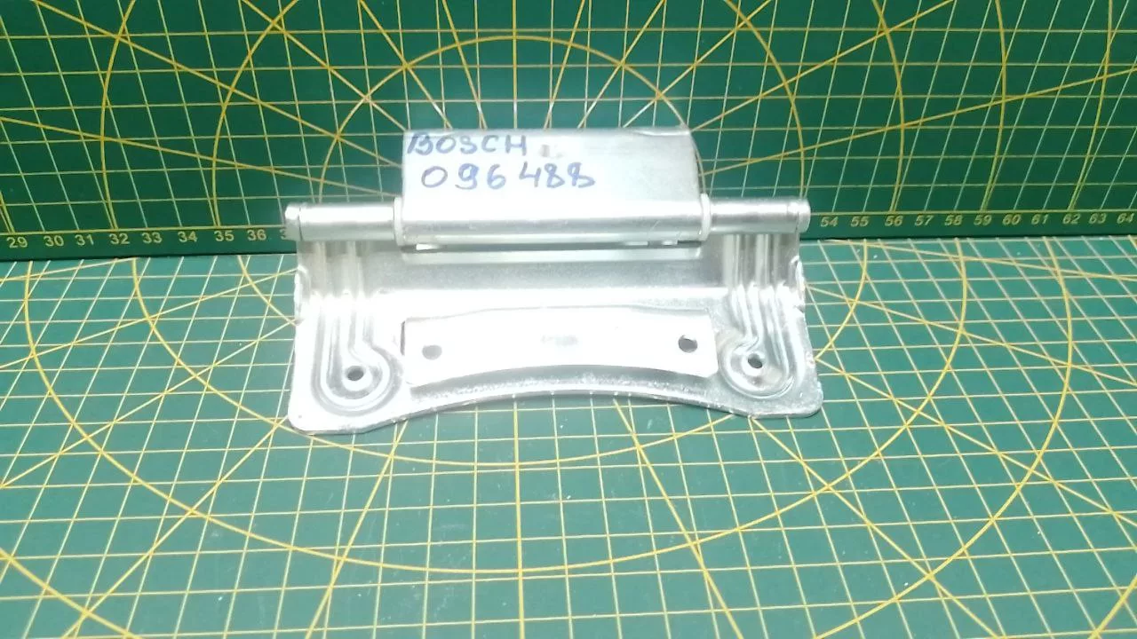 Петля люка Bosch 096488