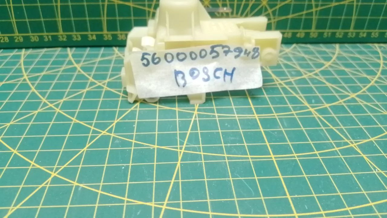 Замок дверцы Bosch 5600057948 для посудомоечной машины