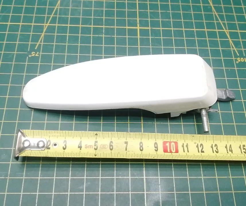 Ручка люка Electrolux 5027807009 к стиральной машине
