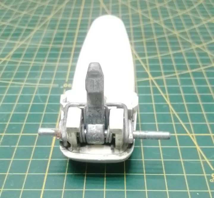 Ручка люка Electrolux 5027807009 к стиральной машине