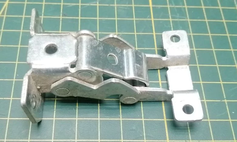 Петли люка Indesit, Ariston C0064541 пара