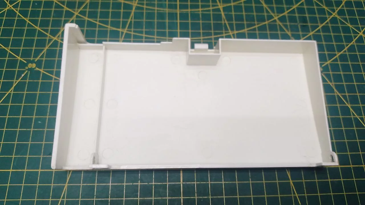 Панель сливного фильтра Samsung DC63-00609A белая к стиральной машине