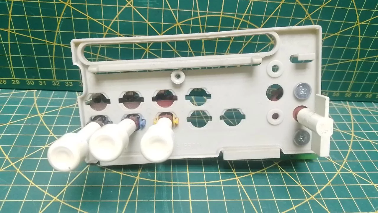 Кнопки переключения Whirlpool D3165071 к стиральной машине