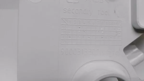 Цокольная панель Bosch 9000313302 (белая) к стиральной машине