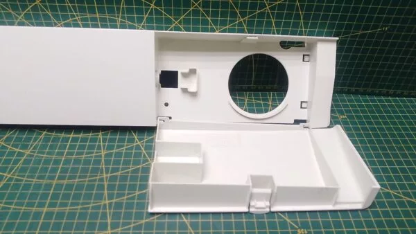 Цокольная панель Bosch 900009678 (белая) к стиральной машине