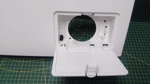 Цокольная панель LG MCK38266401(402) к стиральной машине