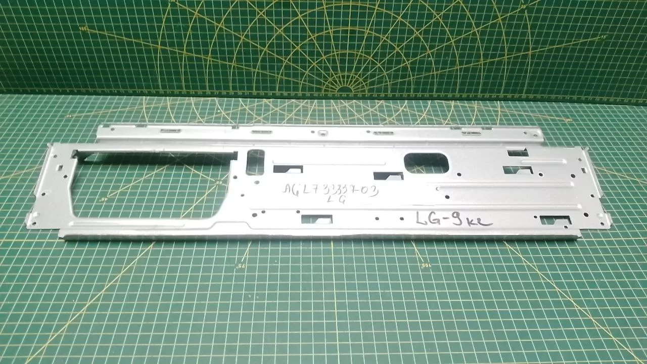 Планка LG AGL73333703 к стиральной машине