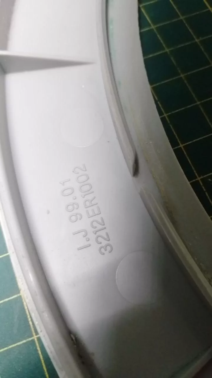 Обрамление внутреннее LG 3212ER1002 бел к стиральной машине