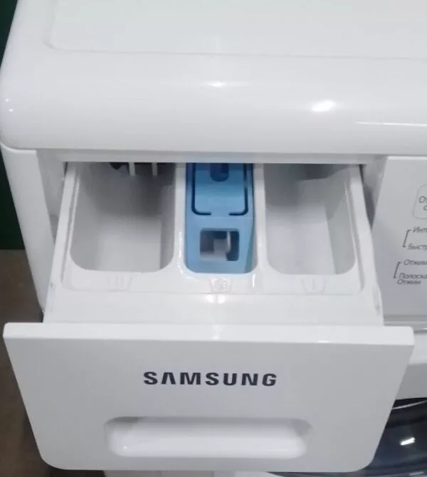 Стиральная машина Samsung Diamond WF8590NMW8 (6кг.)