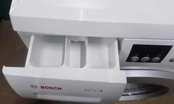 Стиральная машина Bosch WAE242400E/B3 (5-6кг.)