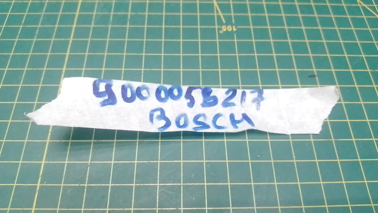 Замок дверцы люка Bosch 9000058217 к посудомоечной машине