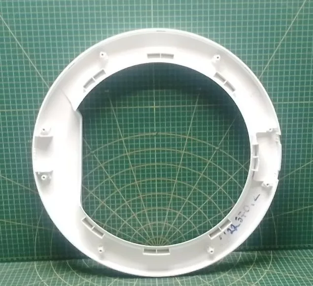 Обрамление внешнее Electrolux 8072237 к стиральной машине