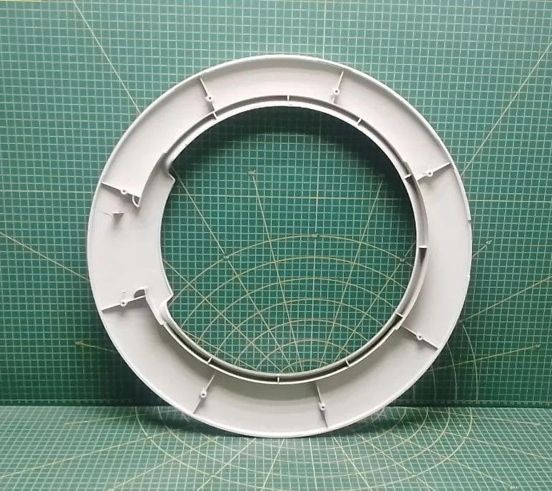 Обрамление внешнее Ariston, Indesit 250006694-2 47cм (серебро)