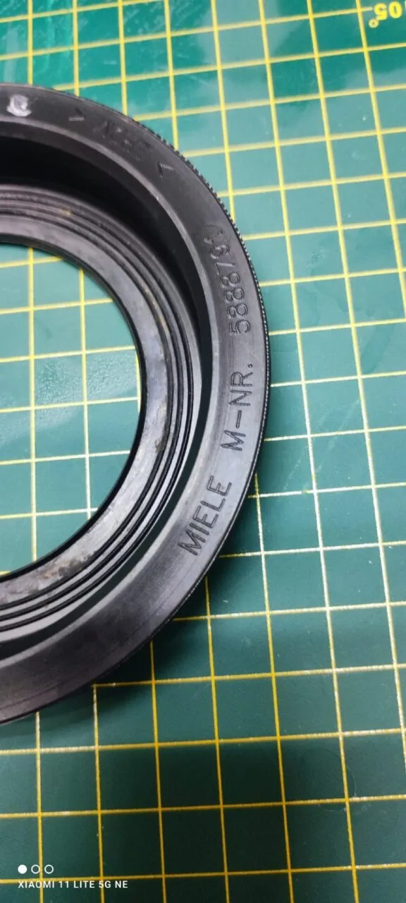 Патрубок Miele 5888791
