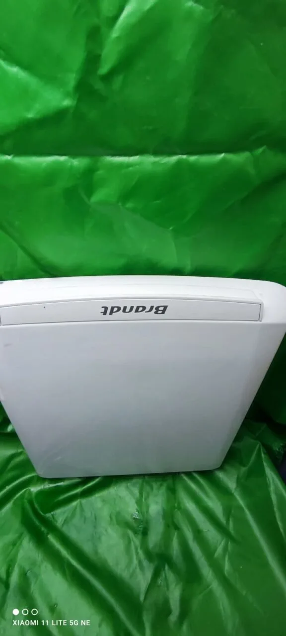 Крышка люка  Brandt MAX148DSE-X104 стиральной машины с вертикальной загрузкой