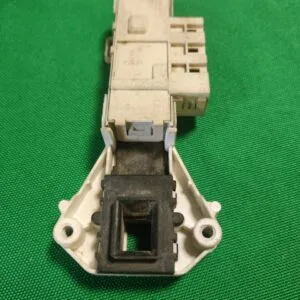 Замок люка (УБЛ) Ariston Da 266 Замок люка (УБЛ) Ariston Da 266