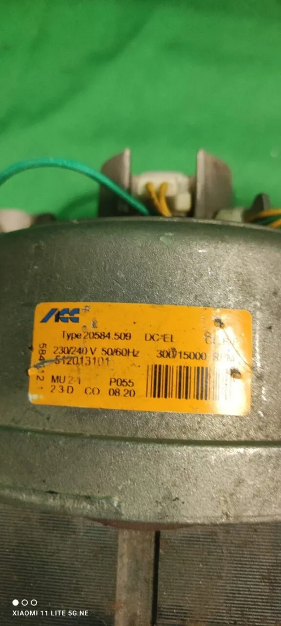Двигатель Electrolux ACC 512013101 -9 контактов
