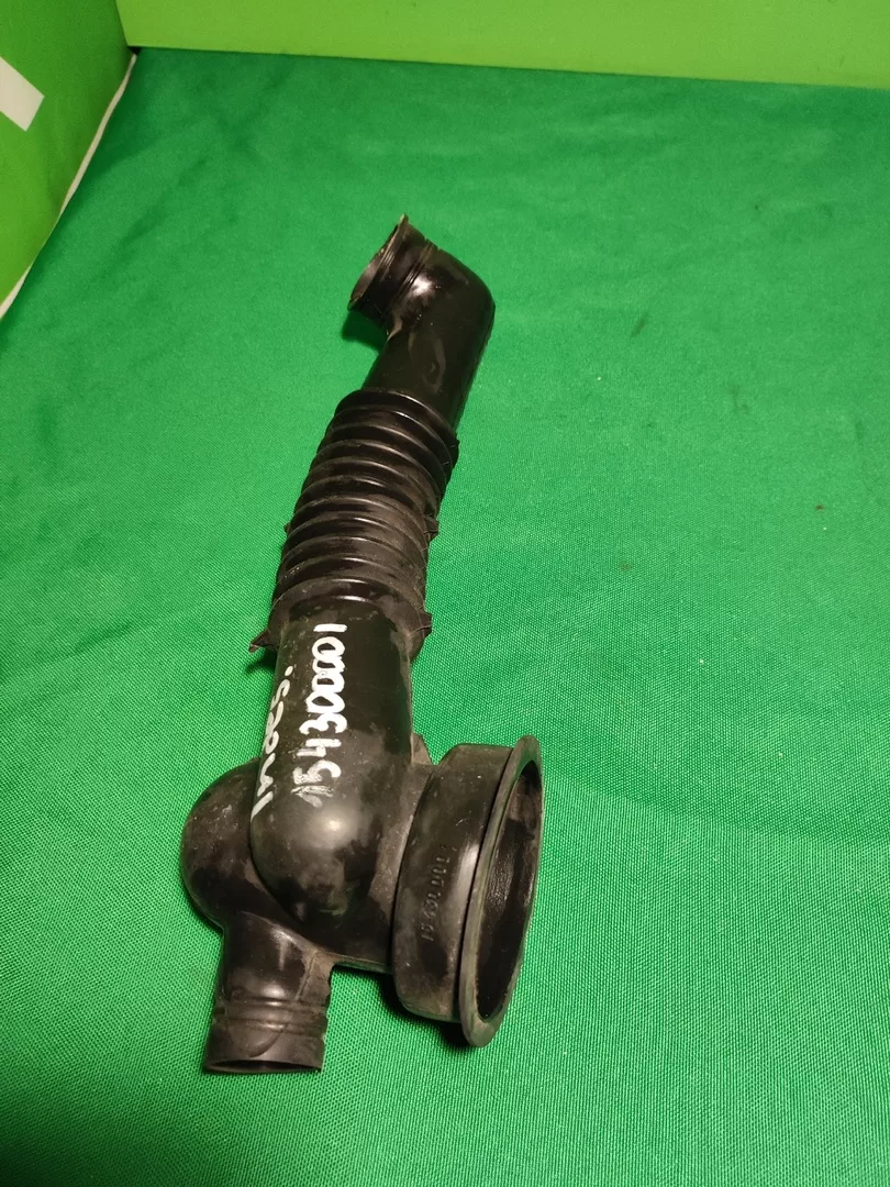 Патрубок Ariston Indesit 154300001